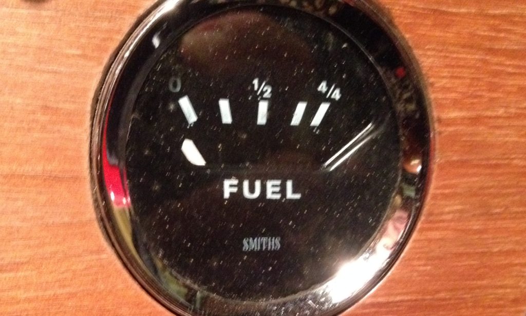 Triumph Spitfire 1500 Smith's gas gauge